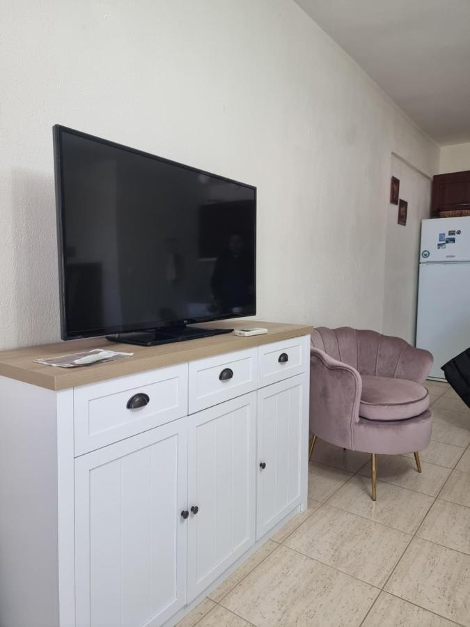 Nice Apartment With Amazing Views Криопиги Экстерьер фото